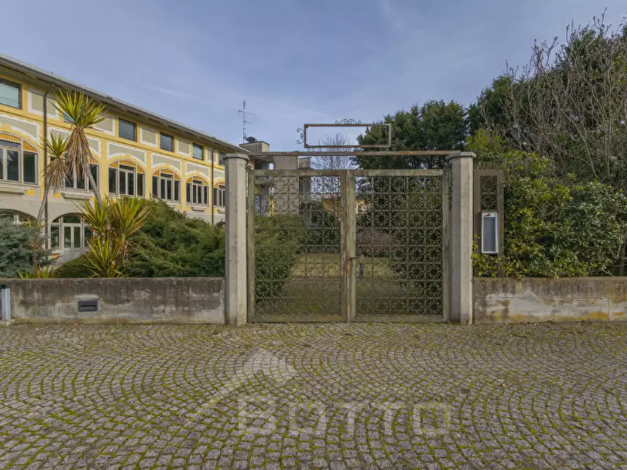 Immagine 113 di Hotel in vendita  in Corso Valsesia, 238 a Gattinara