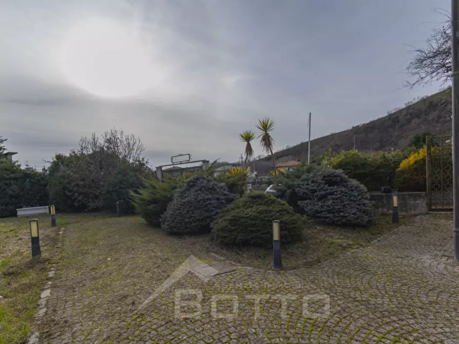 Immagine 114 di Hotel in vendita  in Corso Valsesia, 238 a Gattinara