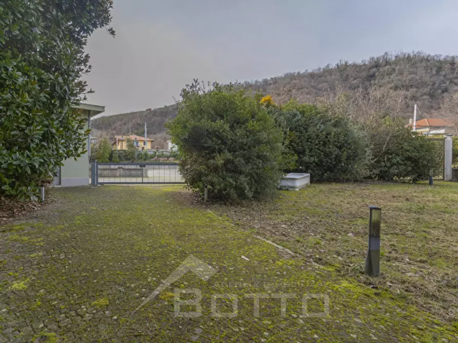 Immagine 121 di Hotel in vendita  in Corso Valsesia, 238 a Gattinara