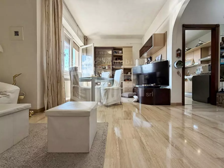 Immagine 3 di Appartamento in vendita  in via delle abetelle a Livorno