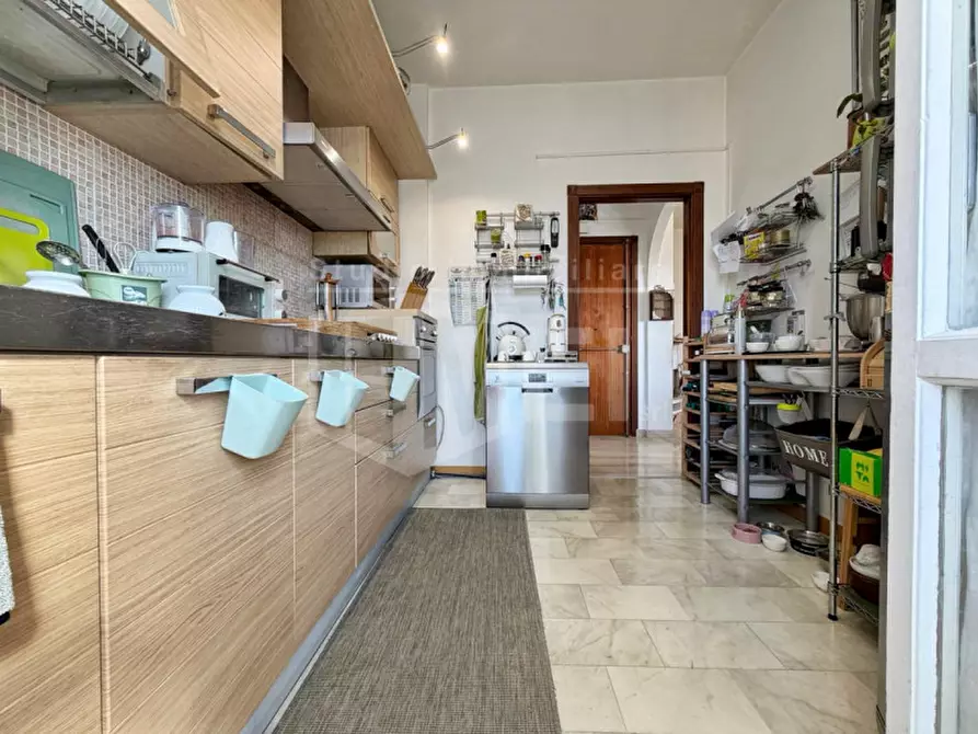 Immagine 4 di Appartamento in vendita  in via delle abetelle a Livorno