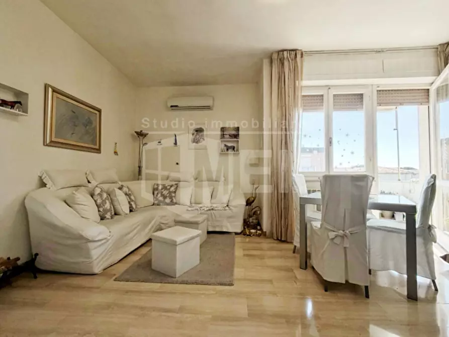 Immagine 9 di Appartamento in vendita  in via delle abetelle a Livorno