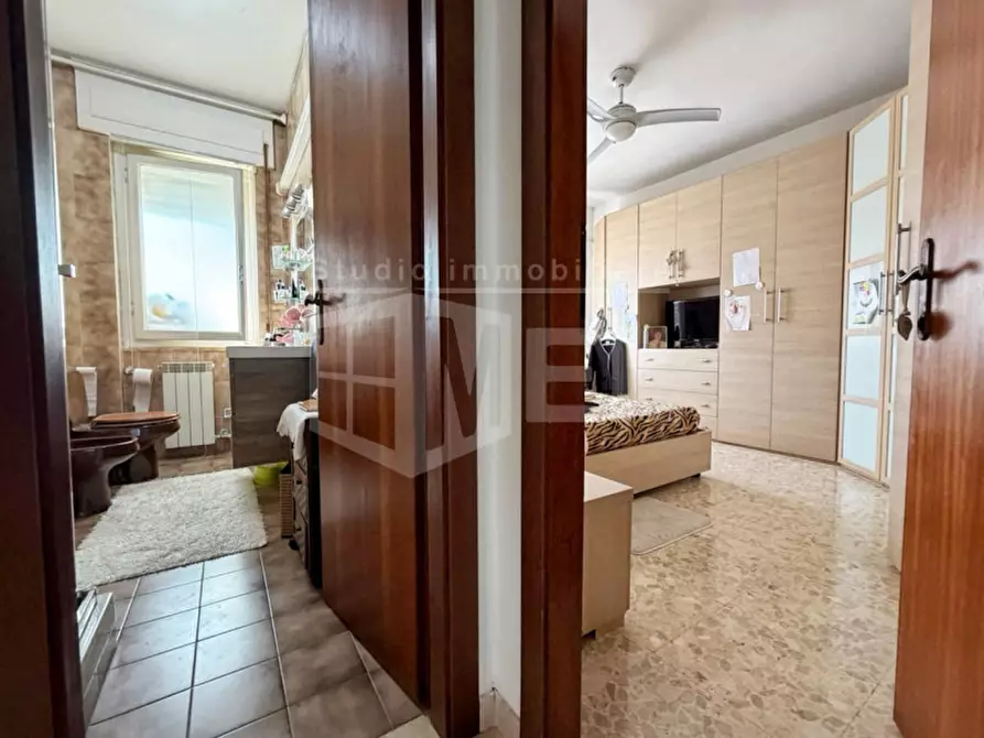 Immagine 16 di Appartamento in vendita  in via delle abetelle a Livorno