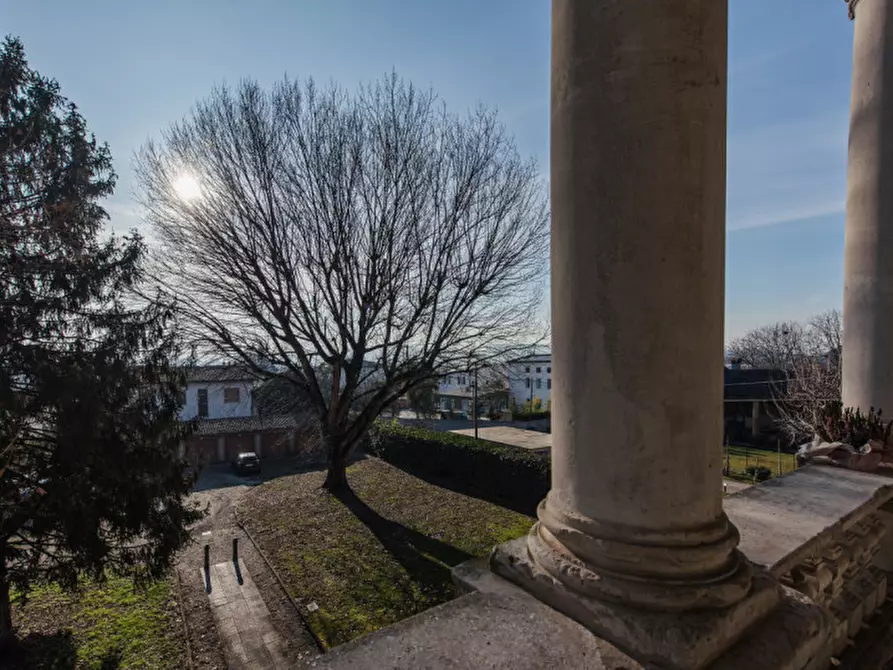 Immagine 8 di Appartamento in vendita  in Strada dei Pizzolati a Vicenza