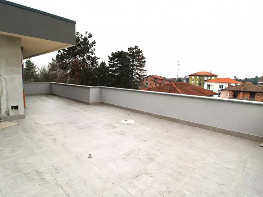 Immagine 7 di Attico in vendita  in Via Giosuè Carducci a Vedano Al Lambro