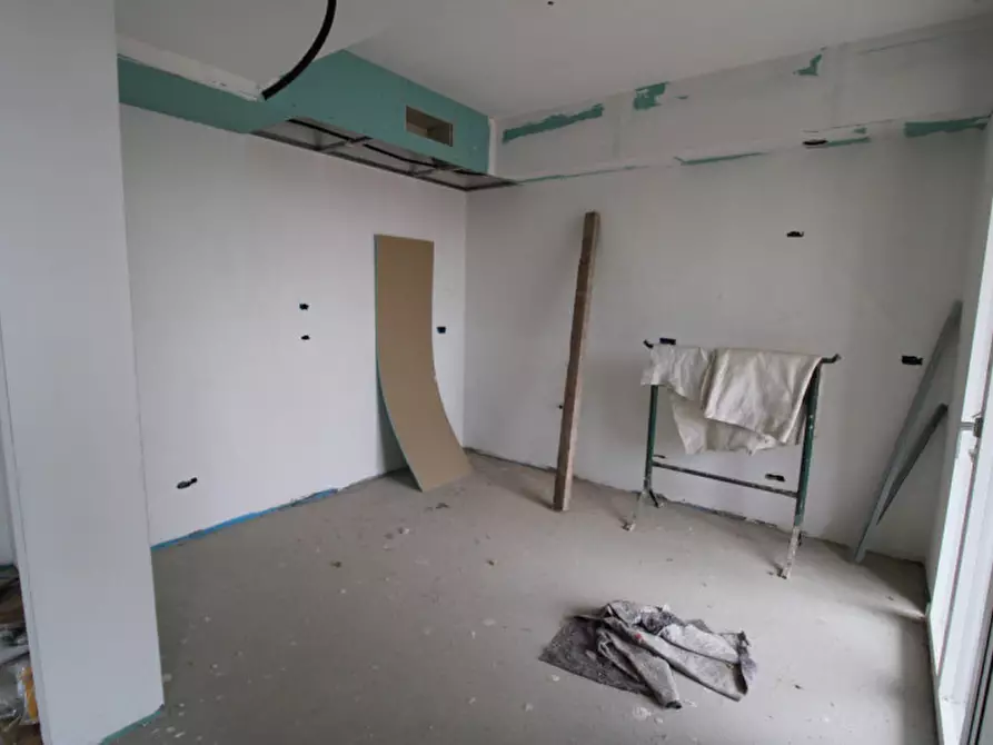 Immagine 20 di Attico in vendita  in Via Giosuè Carducci a Vedano Al Lambro