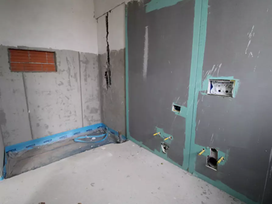 Immagine 29 di Attico in vendita  in Via Giosuè Carducci a Vedano Al Lambro