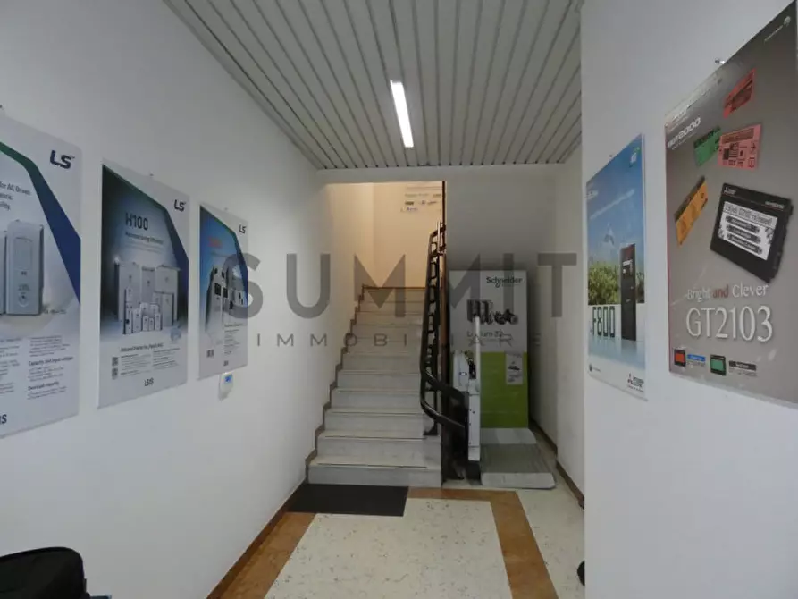 Immagine 2 di Ufficio in vendita  in Via lago di Trasimeno a Schio