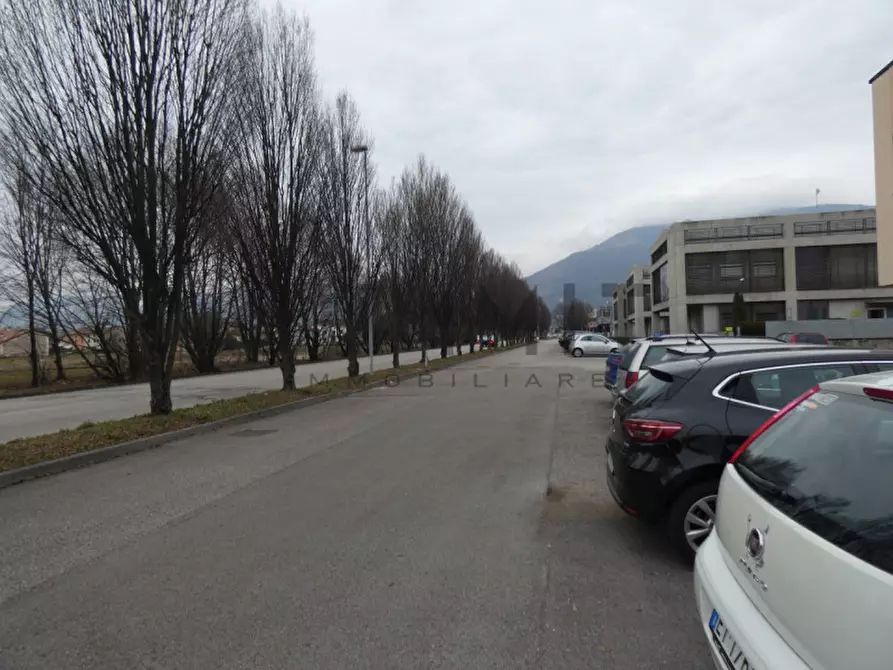Immagine 15 di Ufficio in vendita  in Via lago di Trasimeno a Schio