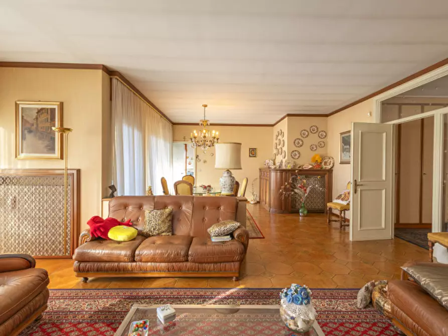 Immagine 3 di Casa bifamiliare in vendita  in Via Matteotti  21a a Quarona