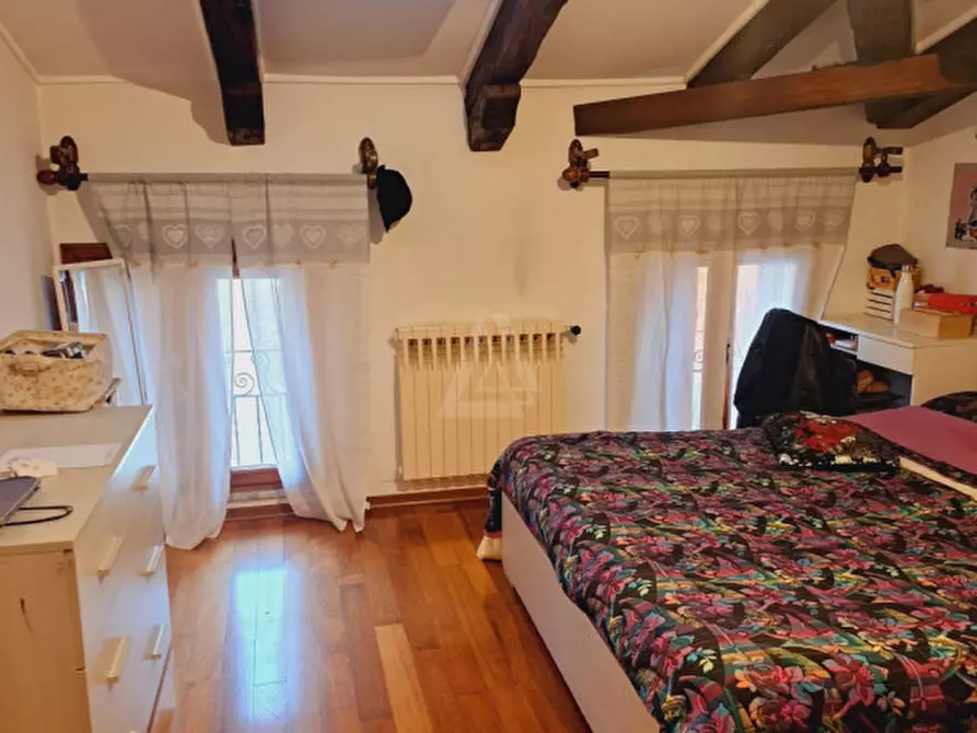 Immagine 11 di Appartamento in vendita  a Castelfranco Veneto