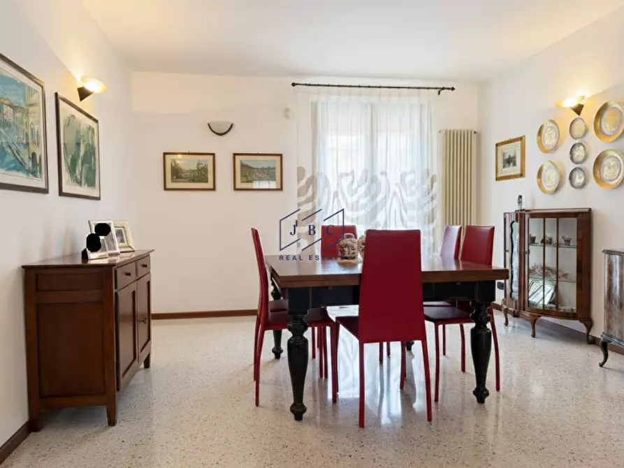 Immagine 7 di Casa trifamiliare in vendita  in via castellir a Oderzo