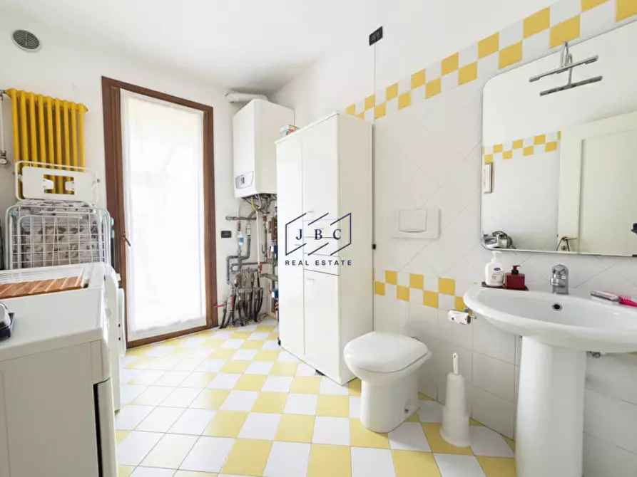 Immagine 22 di Casa trifamiliare in vendita  in via castellir a Oderzo