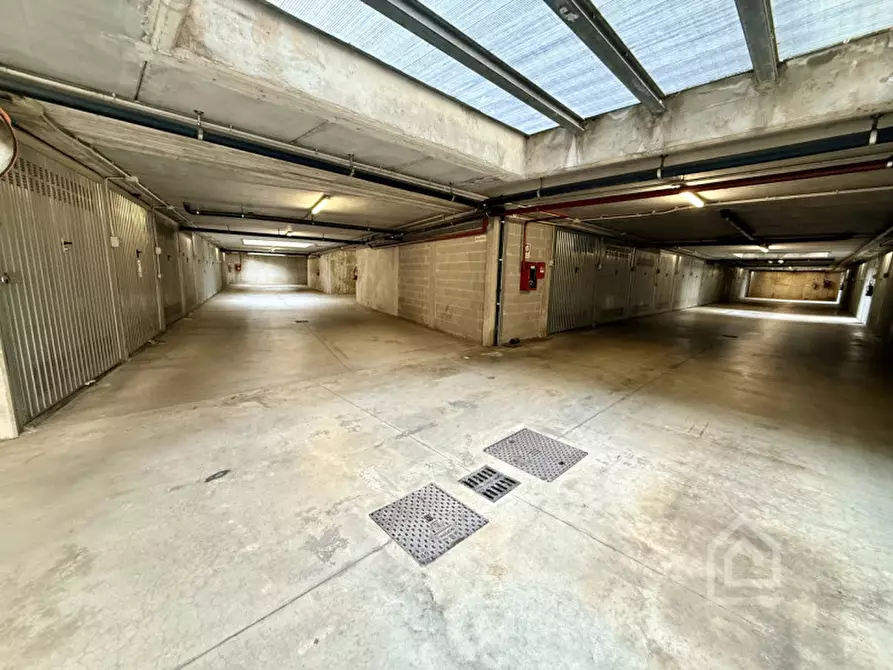 Immagine 8 di Garage in vendita  in Strada del Cascinotto 30 a Torino