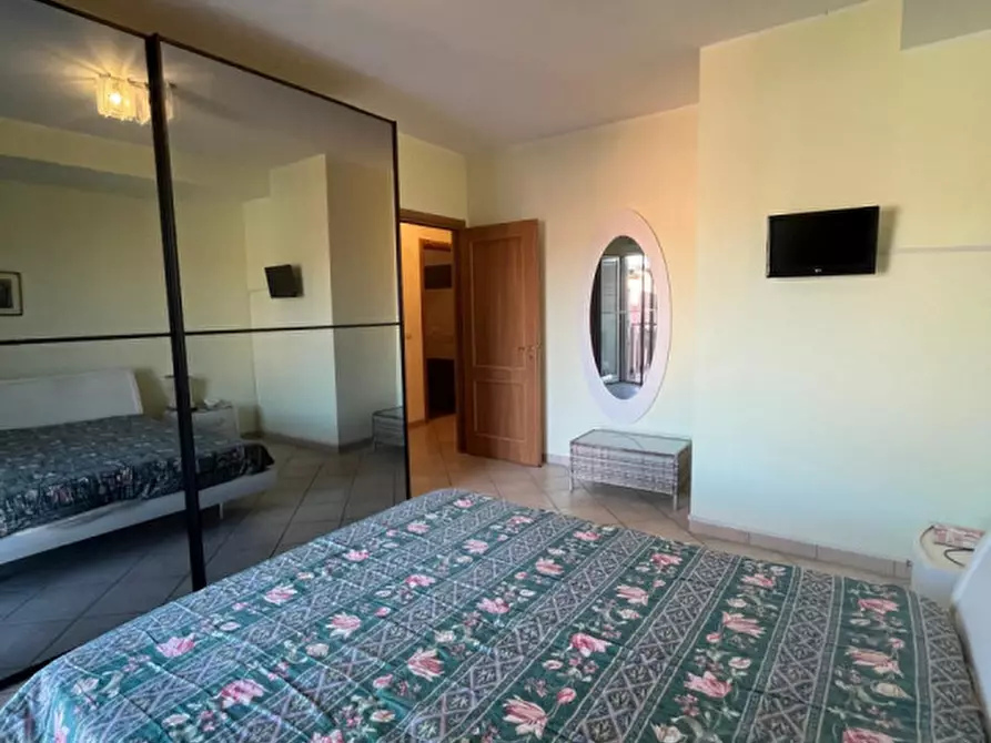 Immagine 9 di Appartamento in vendita  a Montepaone