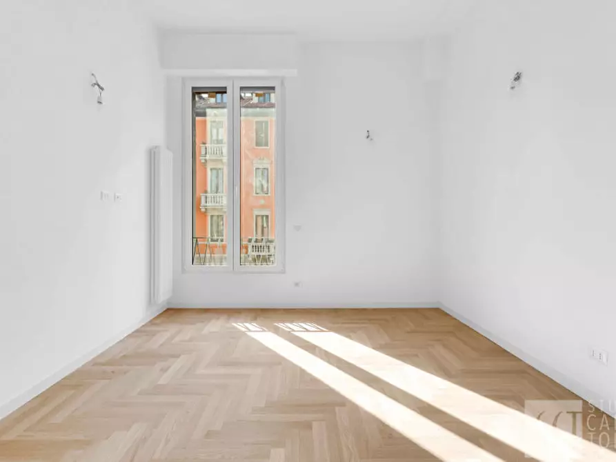 Immagine 8 di Appartamento in vendita  in Via Eugenio Villoresi a Milano