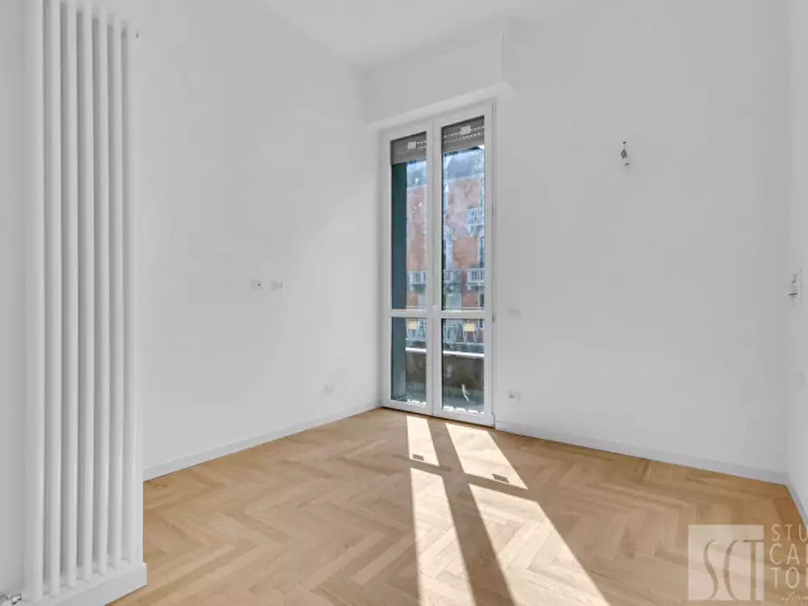 Immagine 13 di Appartamento in vendita  in Via Eugenio Villoresi a Milano