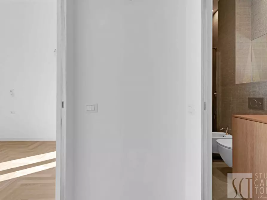 Immagine 17 di Appartamento in vendita  in Via Eugenio Villoresi a Milano