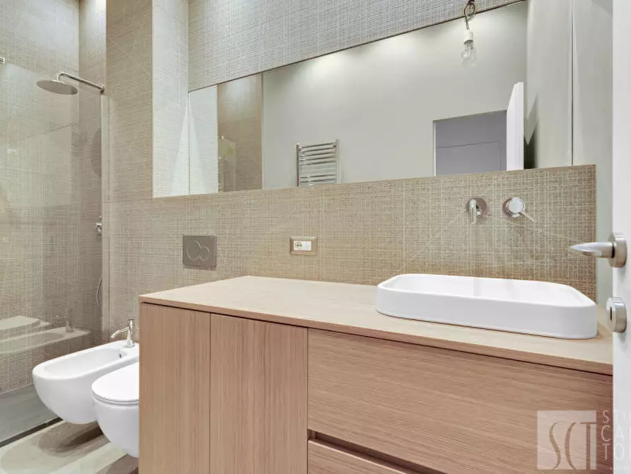 Immagine 18 di Appartamento in vendita  in Via Eugenio Villoresi a Milano