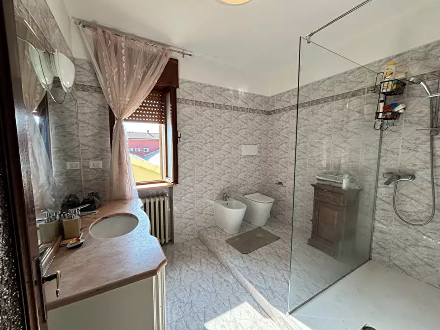 Immagine 27 di Appartamento in vendita  in Viale dell'Industria, 33 a Badia Calavena