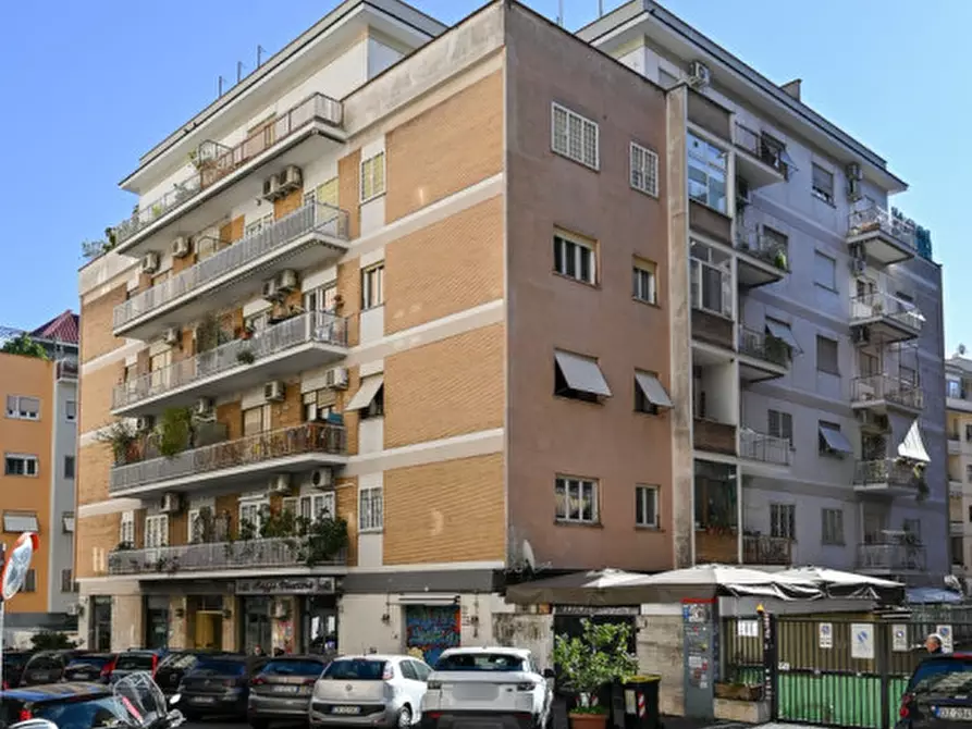 Immagine 27 di Appartamento in vendita  in Via Giovanni Filippo Ingrassia a Roma