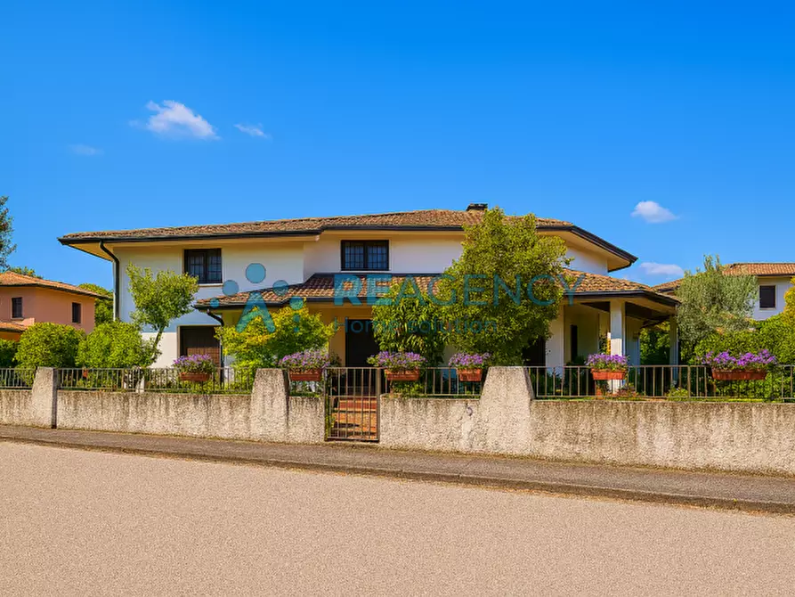 Immagine 1 di Casa bifamiliare in vendita  a Quinto Vicentino