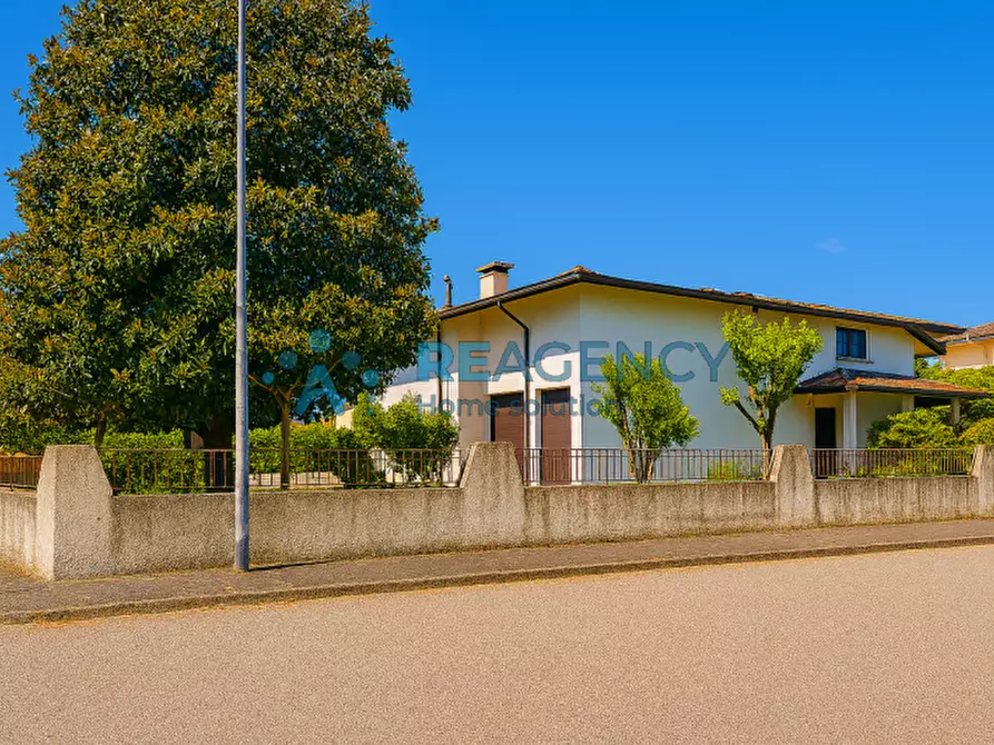 Immagine 3 di Casa bifamiliare in vendita  a Quinto Vicentino