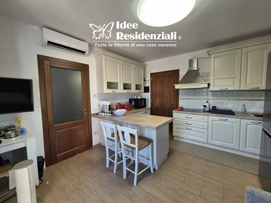 Immagine 4 di Appartamento in vendita  a Olbia