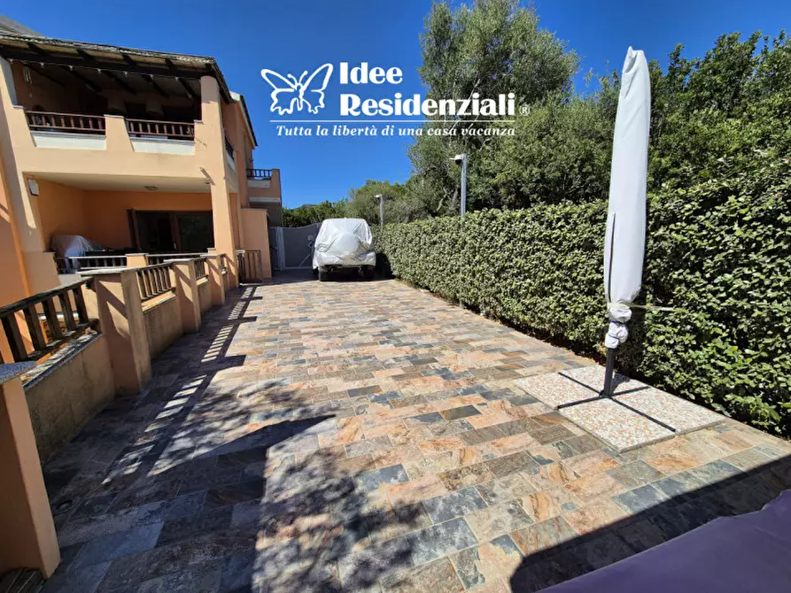 Immagine 11 di Appartamento in vendita  a Olbia