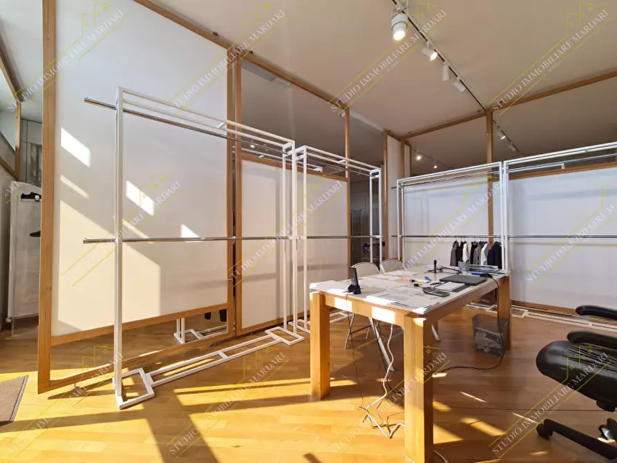 Immagine 37 di Ufficio in vendita  in Strada per Cognento 138 a Modena