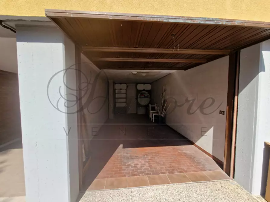 Immagine 10 di Appartamento in vendita  in Via Luigi Mariutto a Mirano