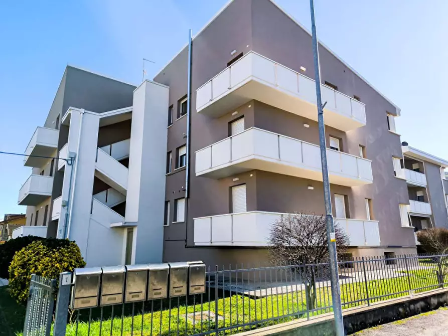 Immagine 3 di Appartamento in vendita  in Via 1° Maggio a Piandimeleto