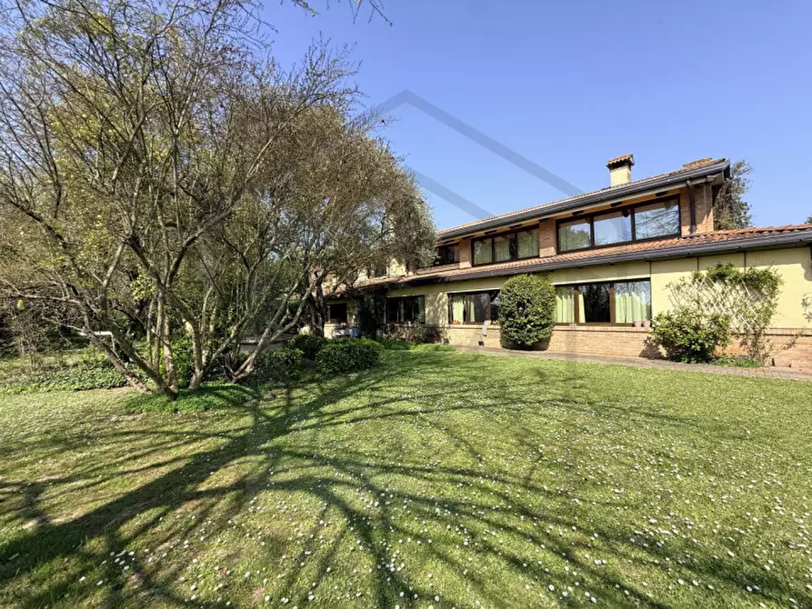 Immagine 4 di Villa in vendita  in Via Pozzoveggiani a Padova
