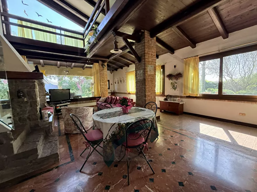 Immagine 22 di Villa in vendita  in Via Pozzoveggiani a Padova