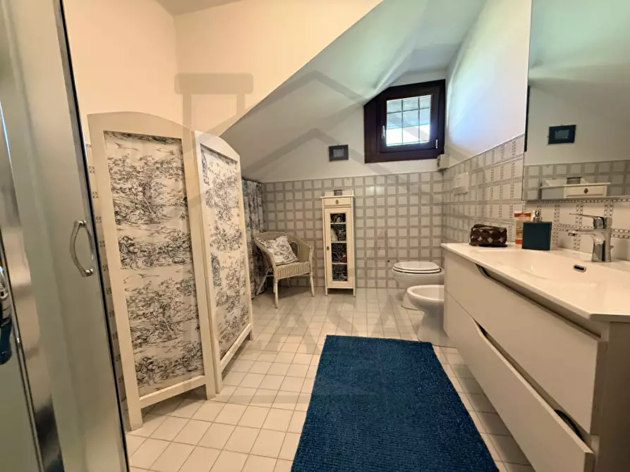 Immagine 35 di Villa in vendita  in Via Pozzoveggiani a Padova