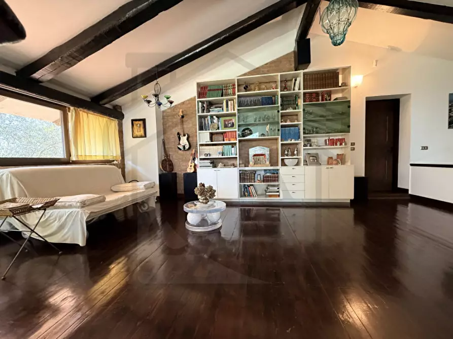 Immagine 37 di Villa in vendita  in Via Pozzoveggiani a Padova