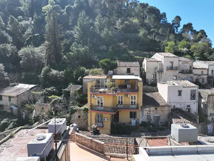 Immagine 2 di Casa indipendente in vendita  in via incatasciato 42 a Modica