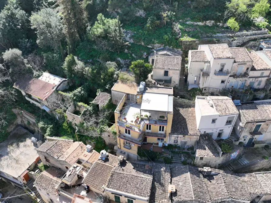 Immagine 30 di Casa indipendente in vendita  in via incatasciato 42 a Modica