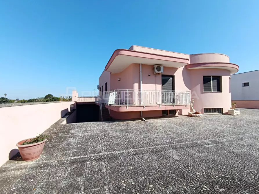 Immagine 28 di Villa in vendita  in via Santa Lucia 44 a Scorrano