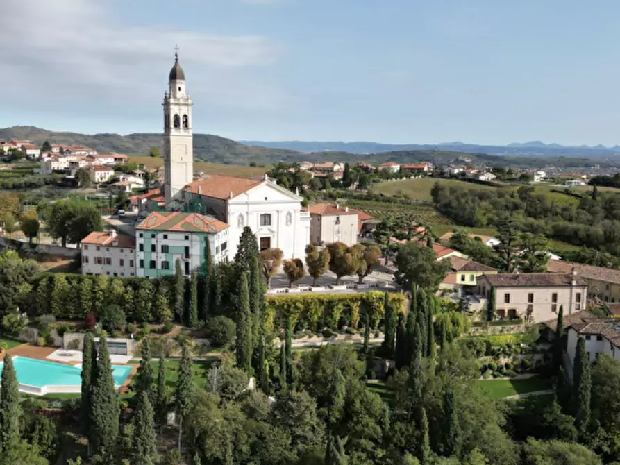 Immagine 2 di Villa in vendita  in Via Naronchi a Colognola Ai Colli