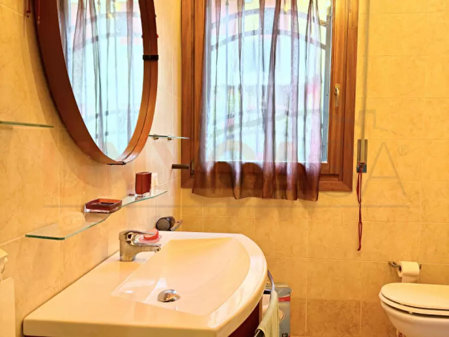 Immagine 9 di Appartamento in affitto  in Via Generale Alfonso La Marmora a Rovolon