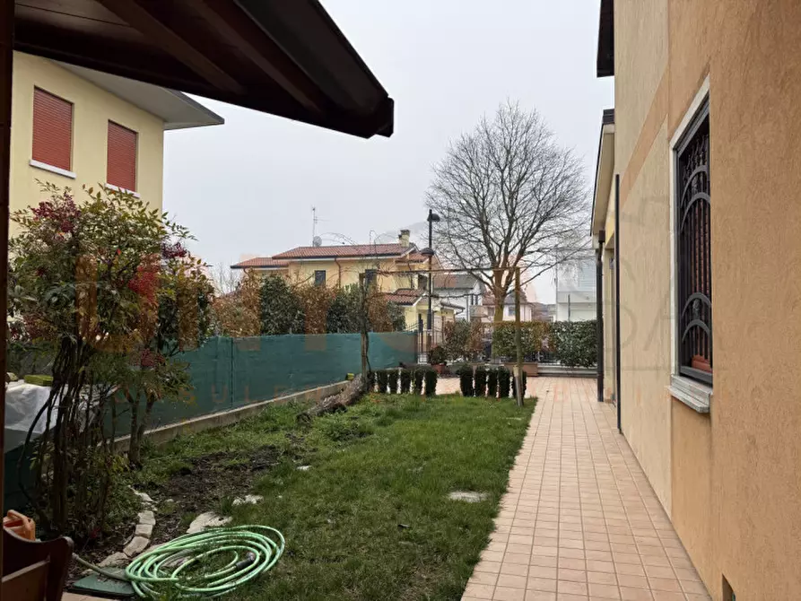 Immagine 12 di Appartamento in affitto  in Via Generale Alfonso La Marmora a Rovolon