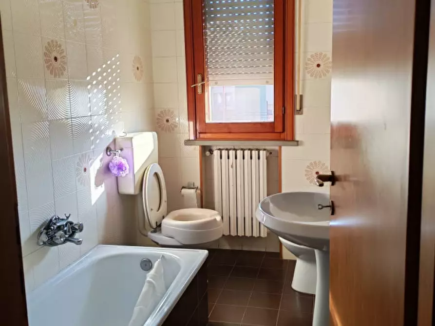 Immagine 13 di Appartamento in vendita  in VIA ANCONA a Cesena