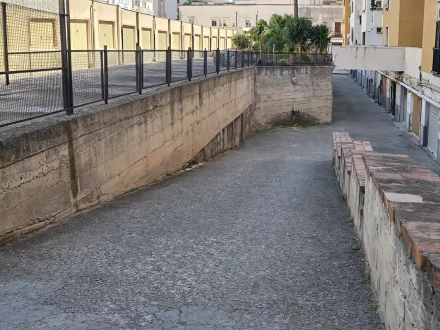 Immagine 3 di Magazzino in affitto  in Viale Strasburgo, 279 a Palermo