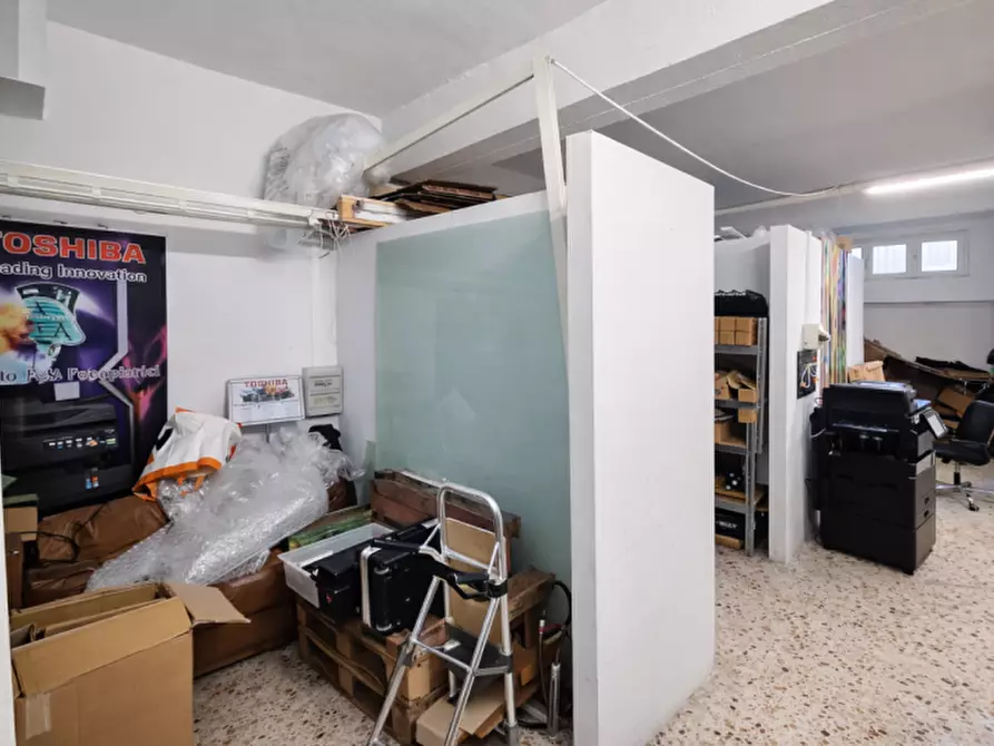 Immagine 11 di Magazzino in affitto  in Viale Strasburgo, 279 a Palermo