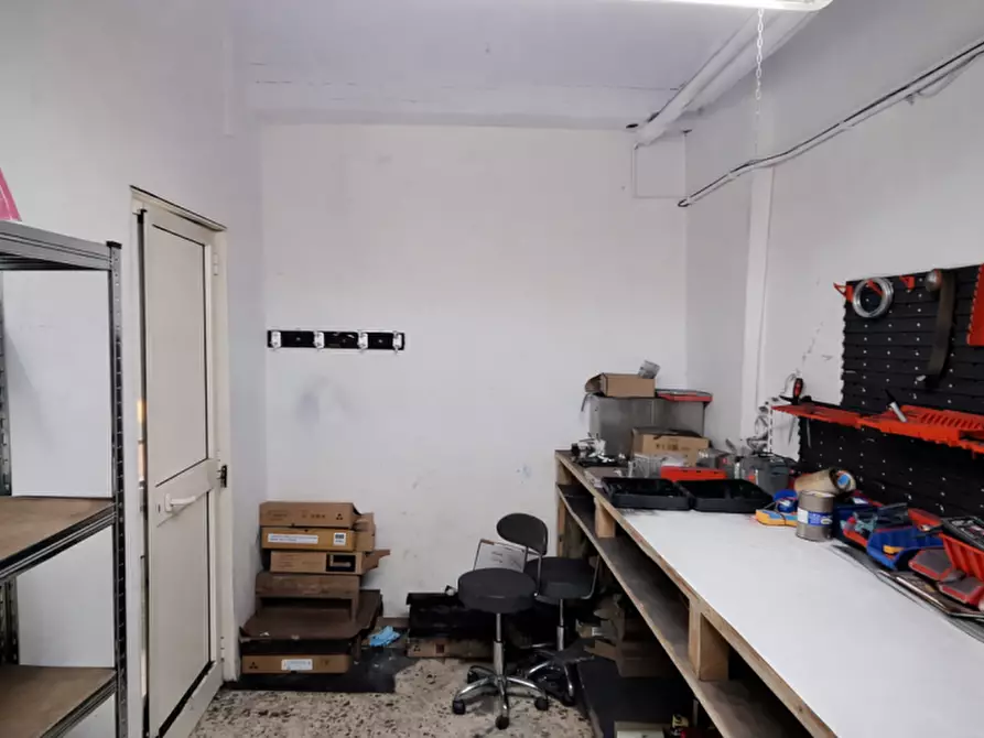 Immagine 20 di Magazzino in affitto  in Viale Strasburgo, 279 a Palermo