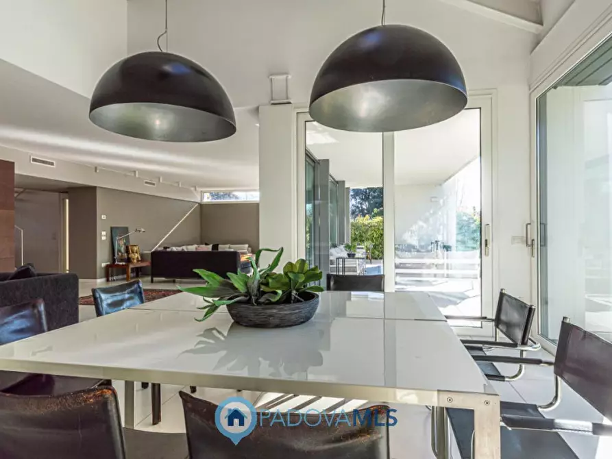 Immagine 8 di Villa in vendita  in Via Cappello, 1 a Noventa Padovana