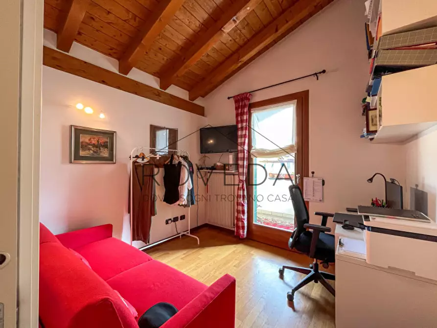 Immagine 31 di Casa bifamiliare in vendita  in Via Basse a Casier