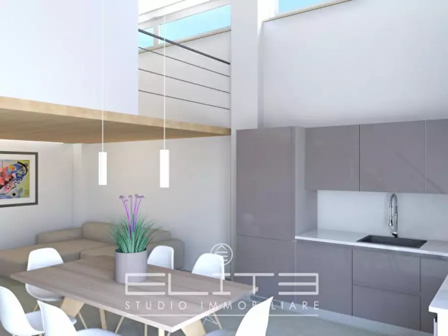 Immagine 6 di Loft/Open space in vendita  in VIA URBINO a Ancona