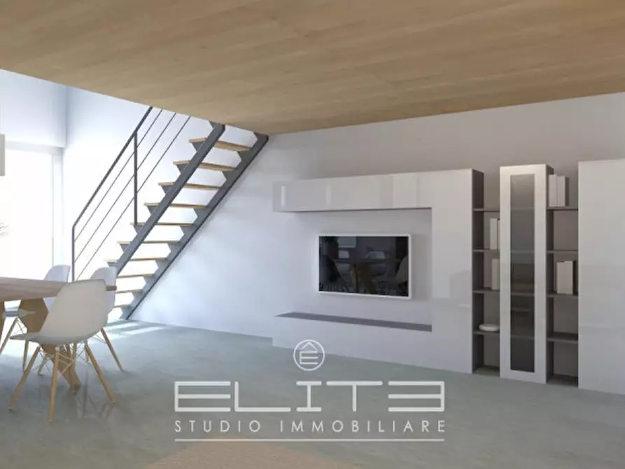 Immagine 8 di Loft/Open space in vendita  in VIA URBINO a Ancona